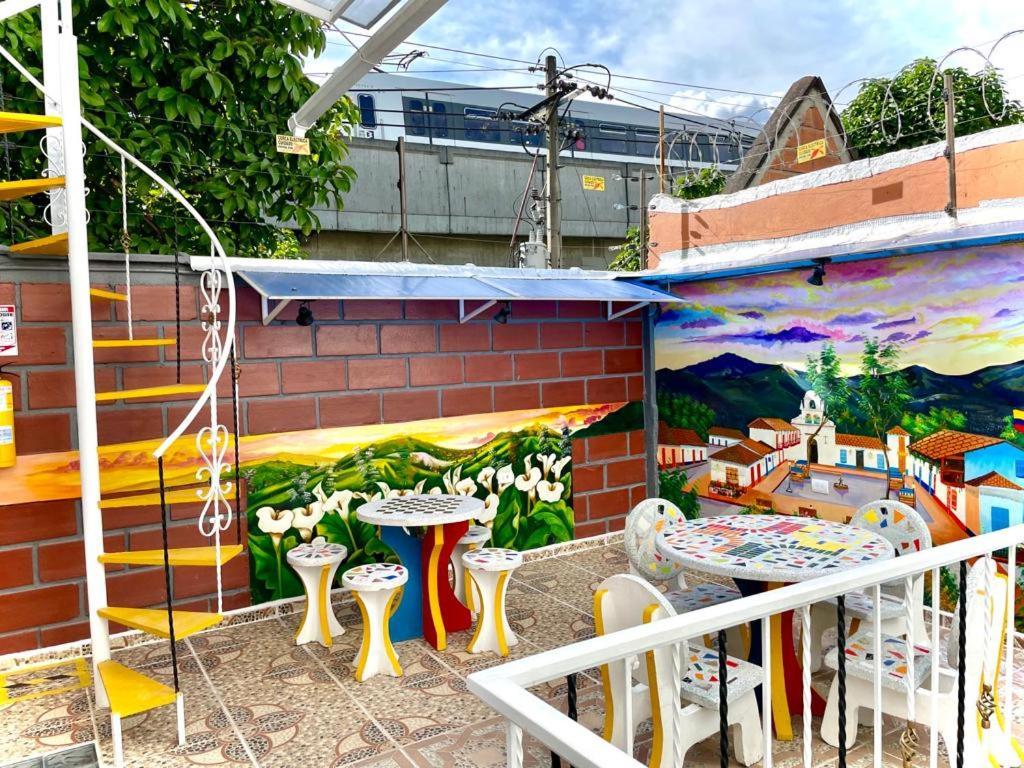Hotel Eterna Primavera Medellin Exterior photo